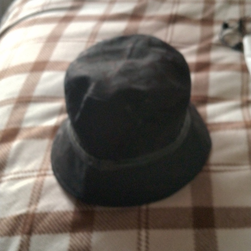 Coach bucket hat worn once like New